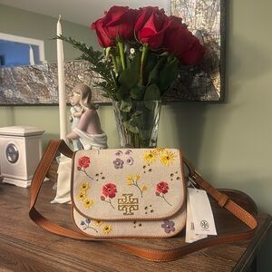 Tory Burch NWT Britton Floral Canvas Bag